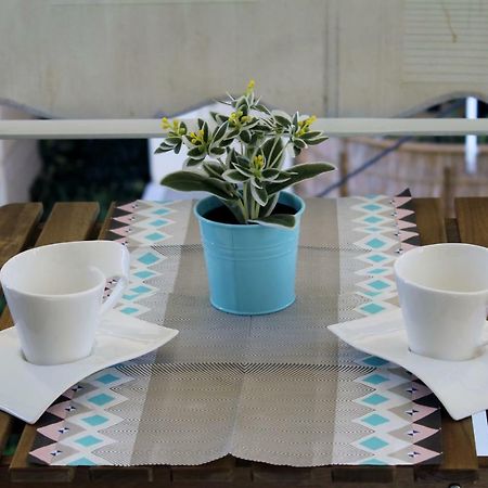 Cozy Studio Apartment In Pireus מראה חיצוני תמונה
