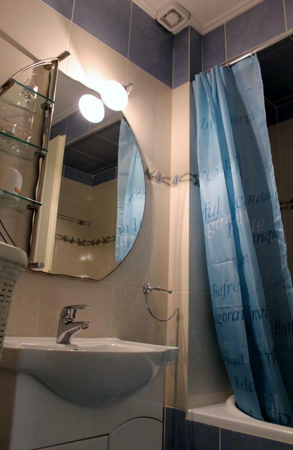 Cozy Studio Apartment In Pireus מראה חיצוני תמונה