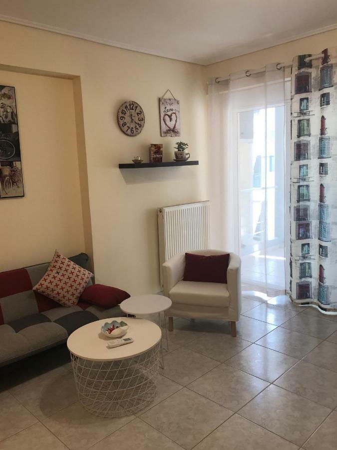 Cozy Studio Apartment In Pireus מראה חיצוני תמונה