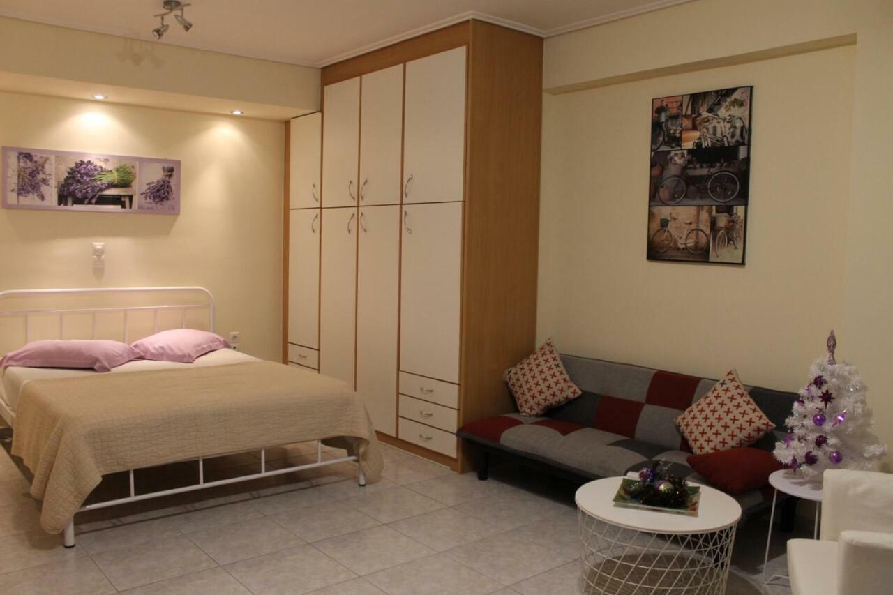 Cozy Studio Apartment In Pireus מראה חיצוני תמונה