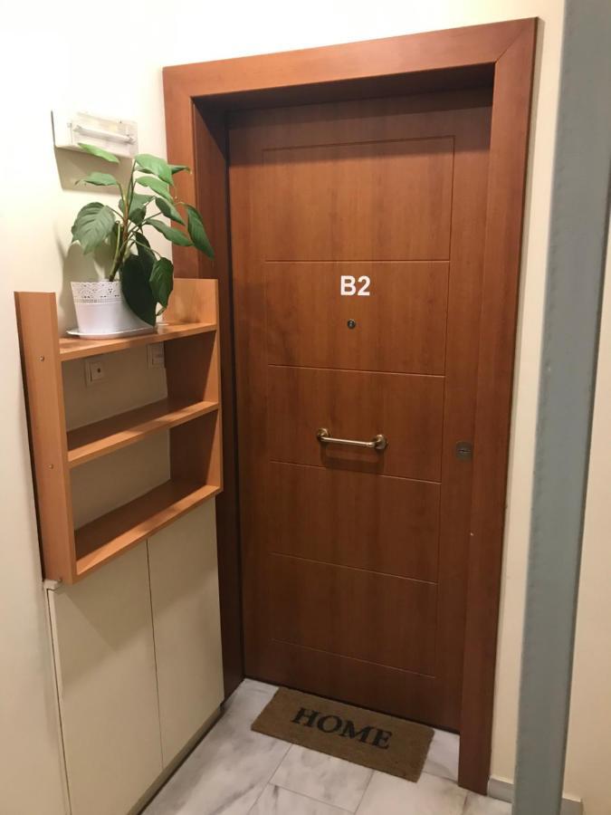 Cozy Studio Apartment In Pireus מראה חיצוני תמונה